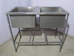 Купить Мойка двухсекционная 106х53