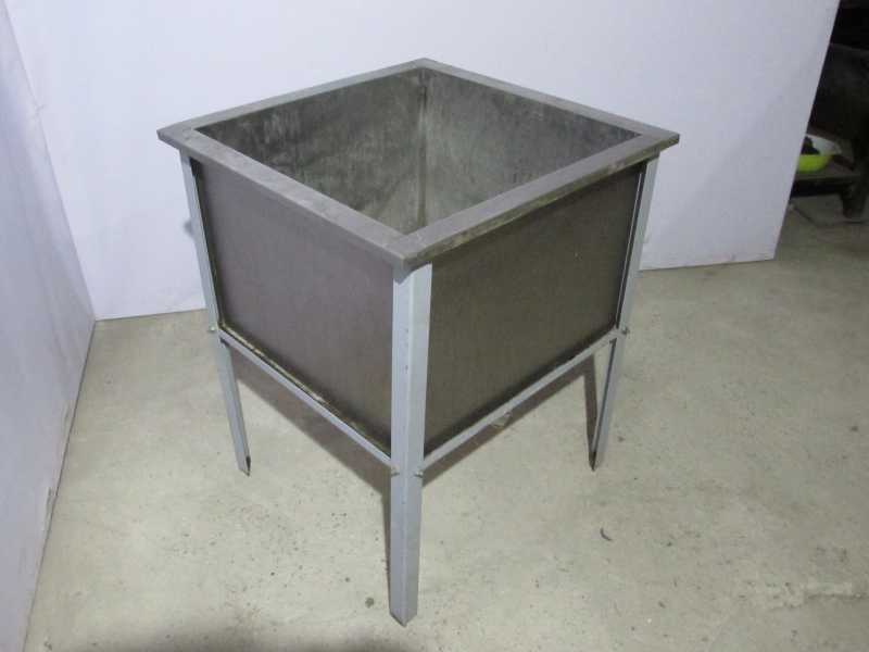 Купить Мойка односекционная 70х70