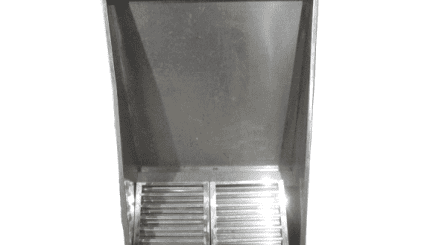 Вытяжной зонт с жироуловителями