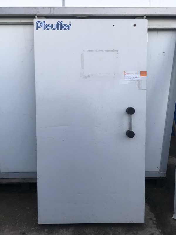 Купить Дверь холодильная откатная