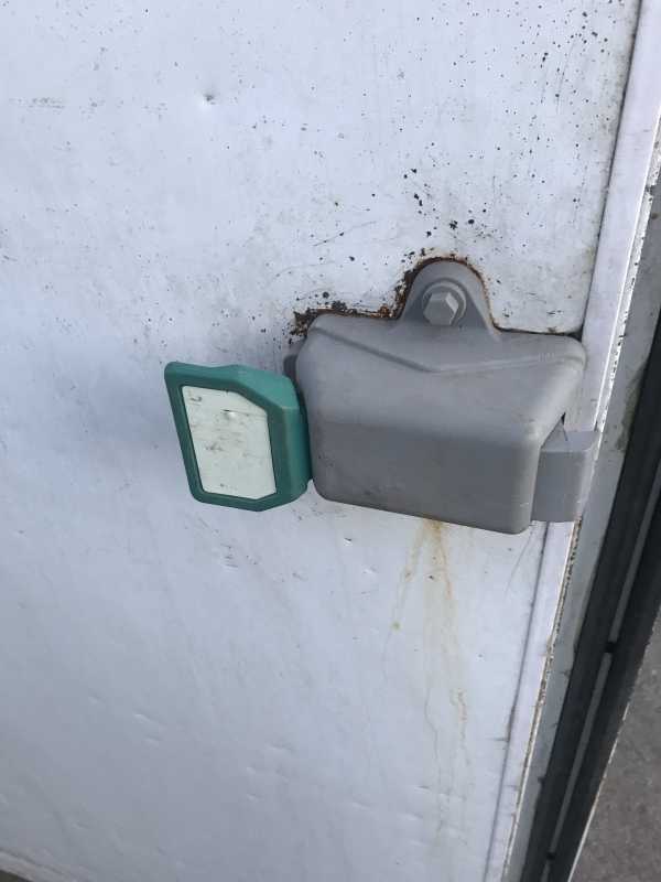 Купить Дверь холодильная распашная