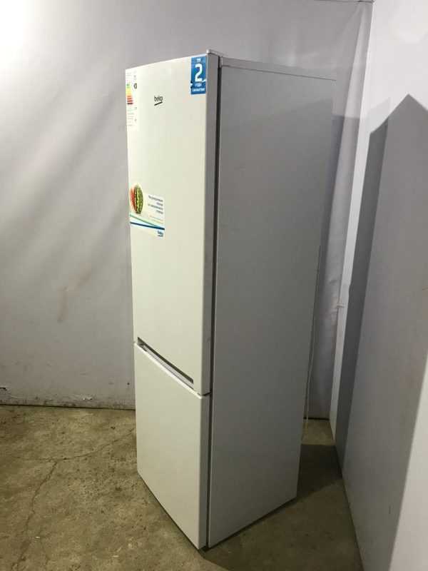 Купить Холодильник Beko RCSK 310M20 W