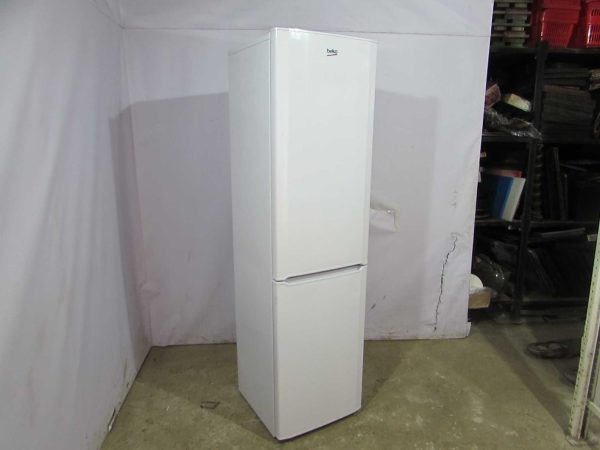 Купить Холодильник Beko CS335020