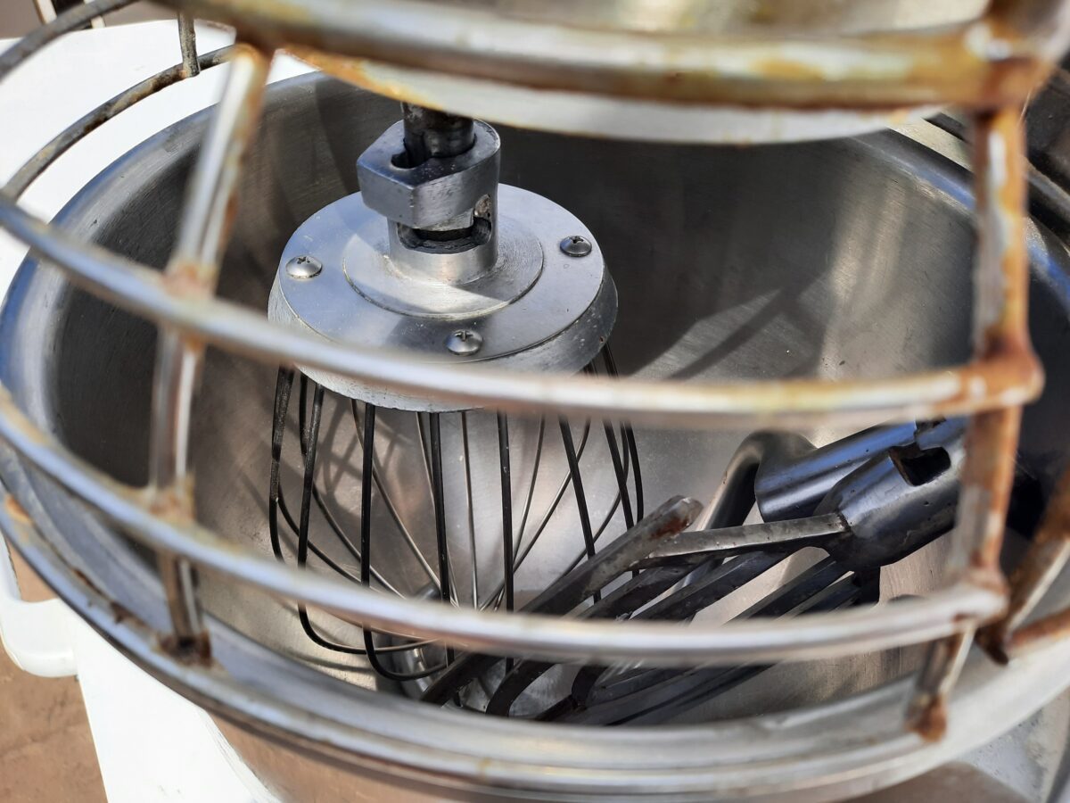 Купить Миксер планетарный Convito M10