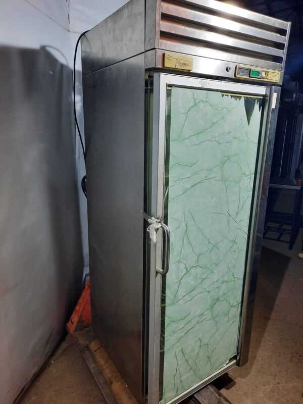 Купить Шкаф Zoppas 700л холодильный