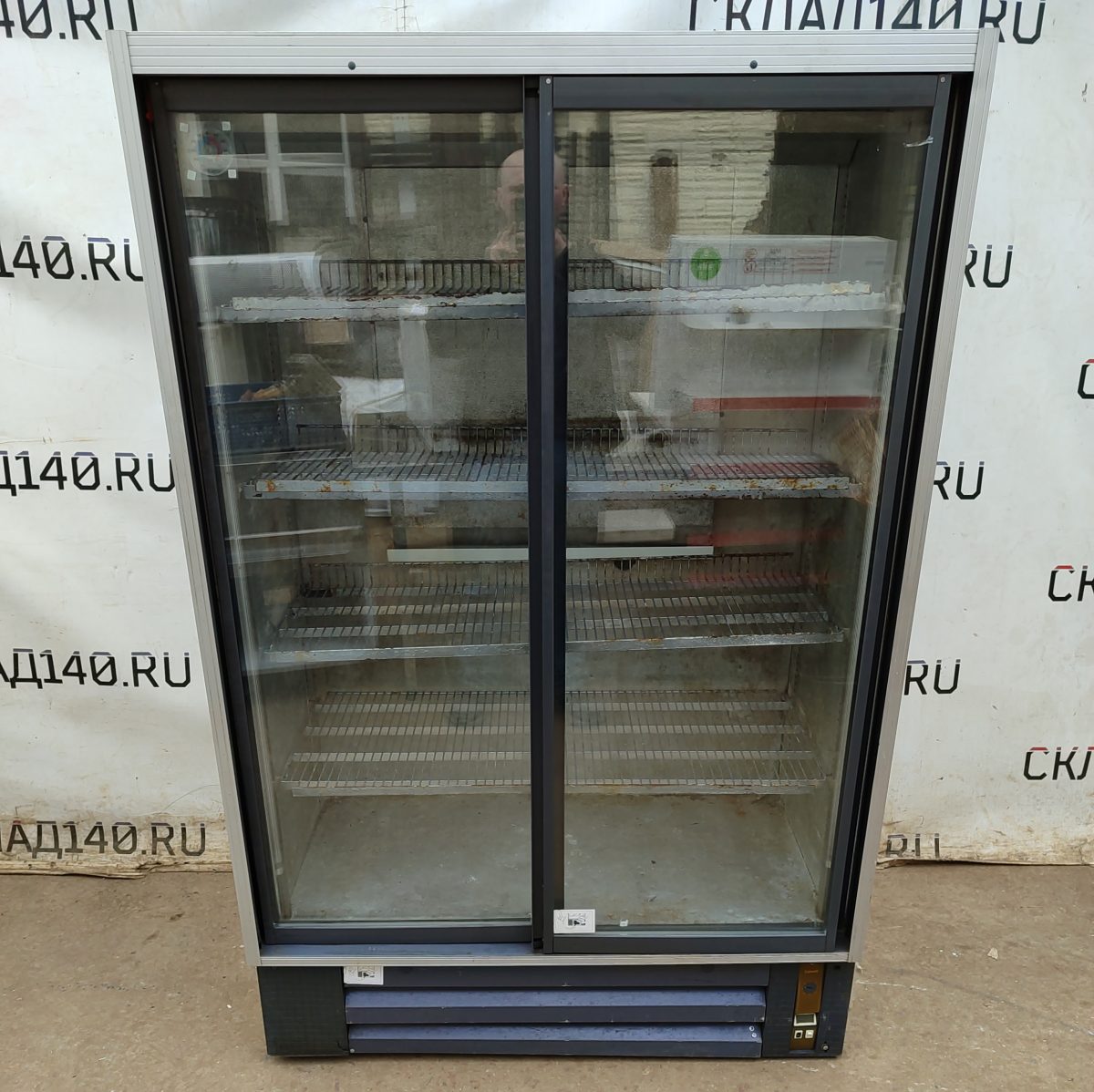 Купить Шкаф холодильный Caravell 801-437