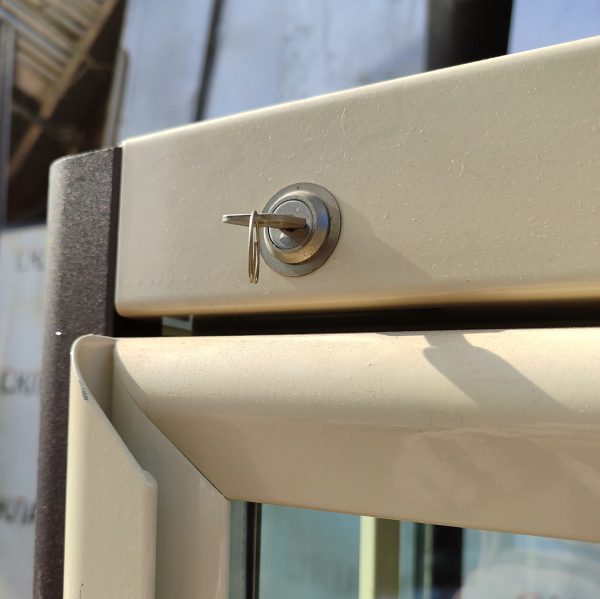 Купить Вертикальная кондитерская витрина POLUS D4 VM 400-2