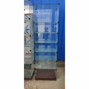 Стеклянный куб витрина 63/43/209 5 ячеек