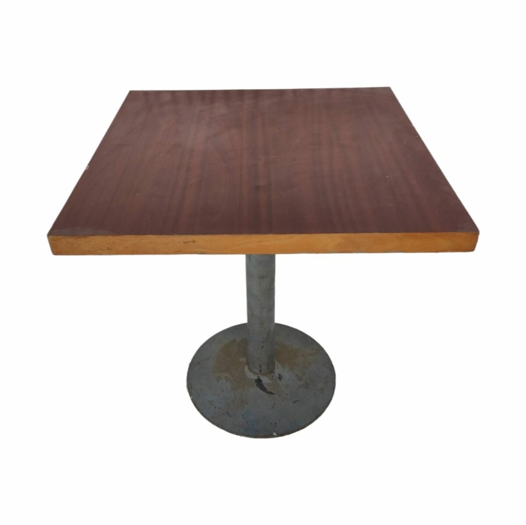 Стол Мадрид