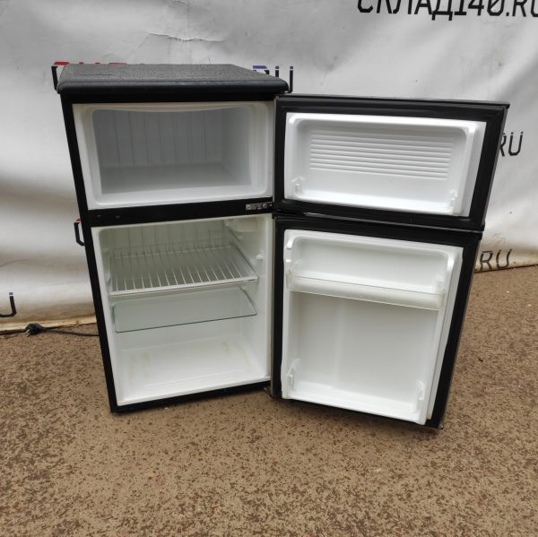 Купить Шкаф холодильный барный Shivaki SHRF-90 DS