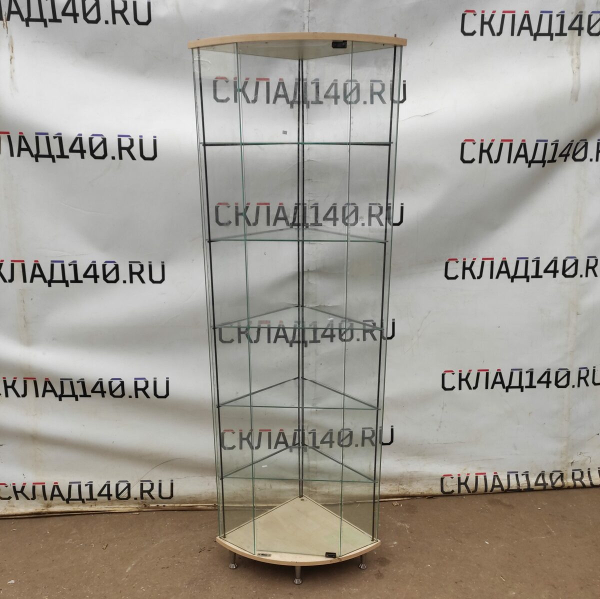 Купить Стойка витрина 46/46/187