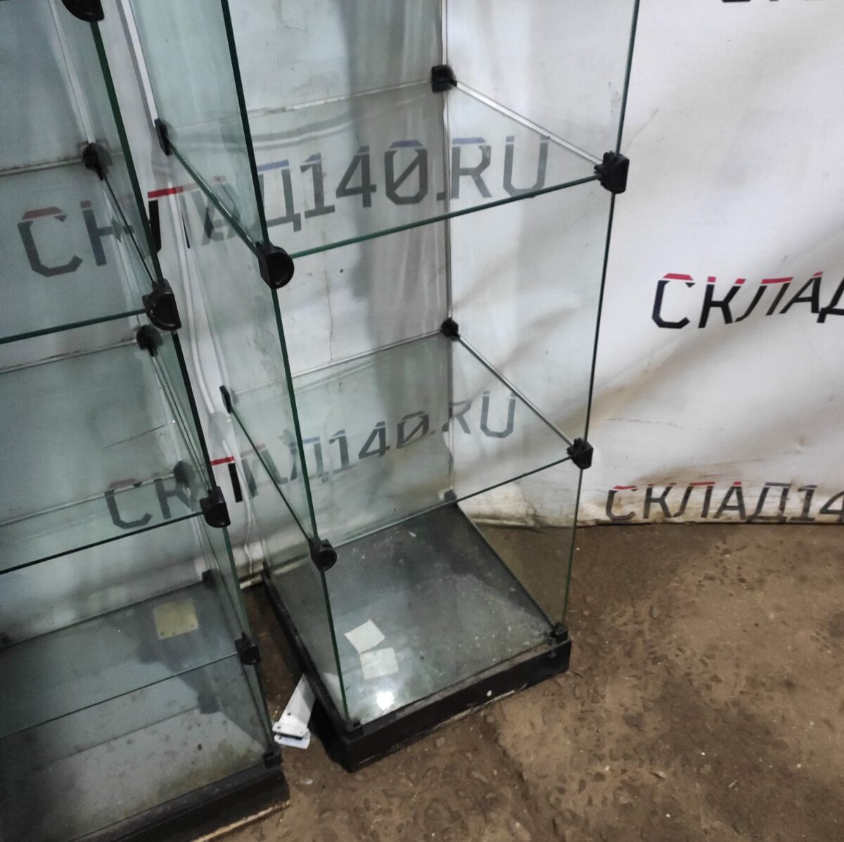 Купить Витрина стеклянные кубы 44/44/215