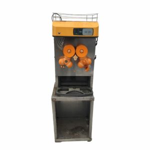 Соковыжималка Zumex Versatile 230 V не рабочая