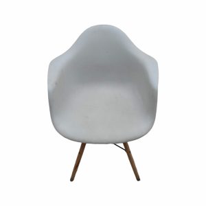 Купить Кресло Эймс пластик белый