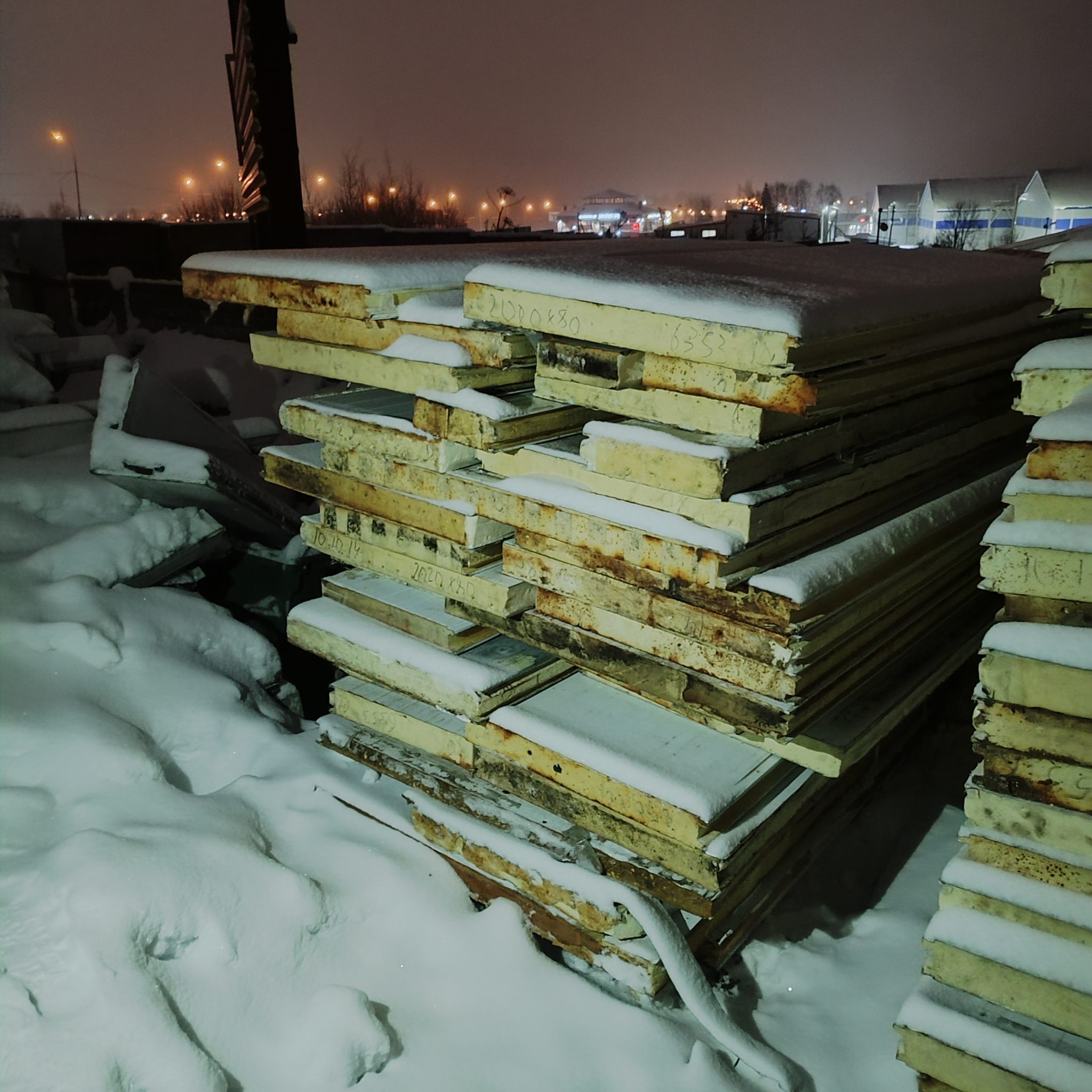 Купить Сендвич панели ппу 80мм куски