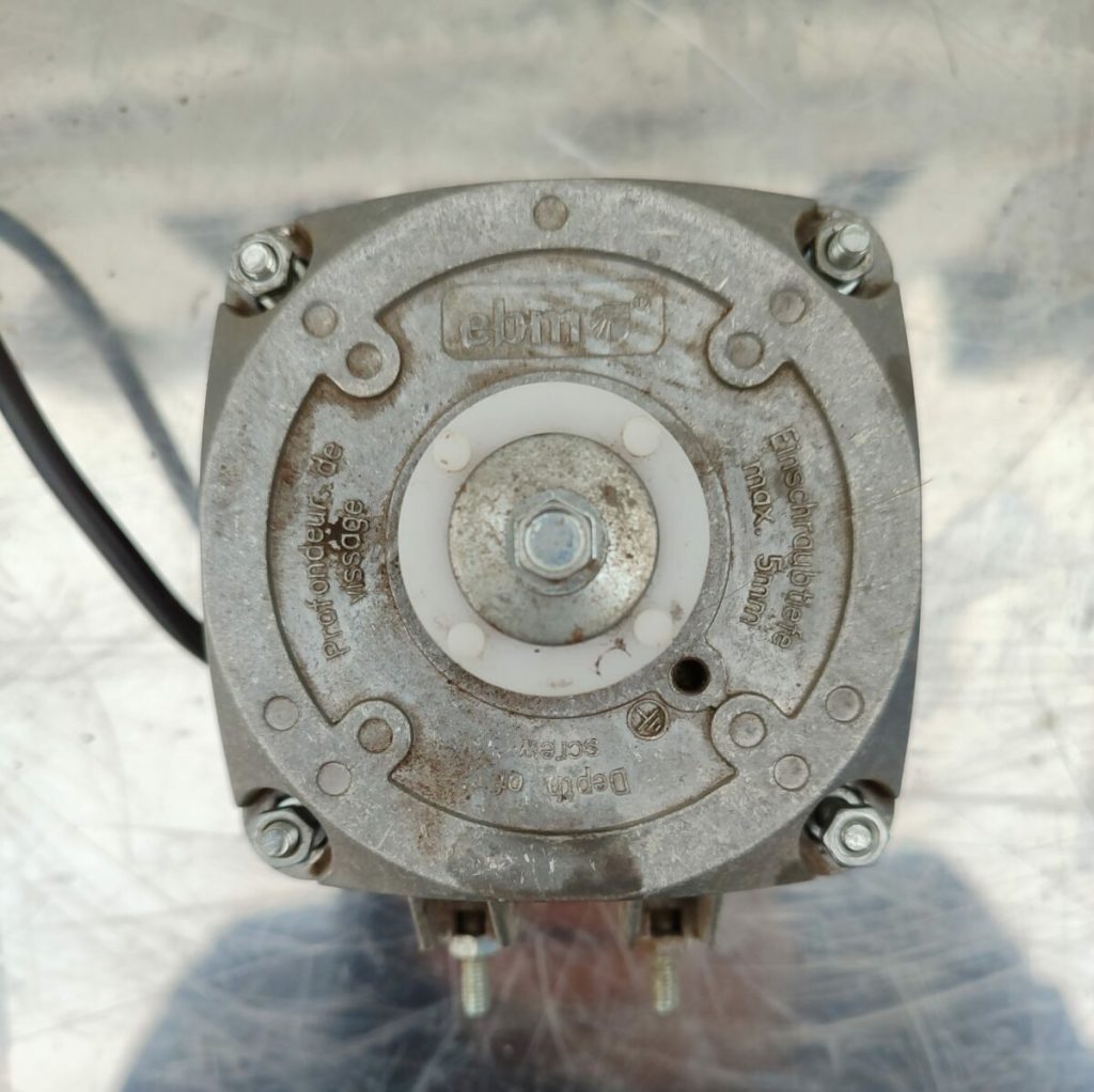 Микродвигатель ebm papst a4q200 ad01 08