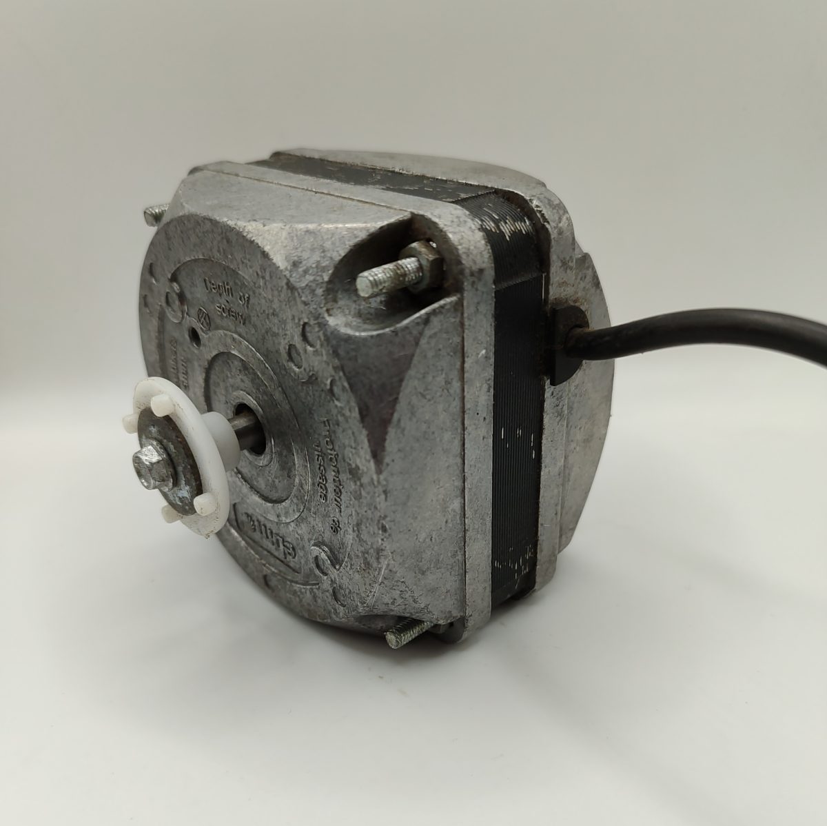 Купить Микродвигатель EBM-PAPST M4q045-BD01-76