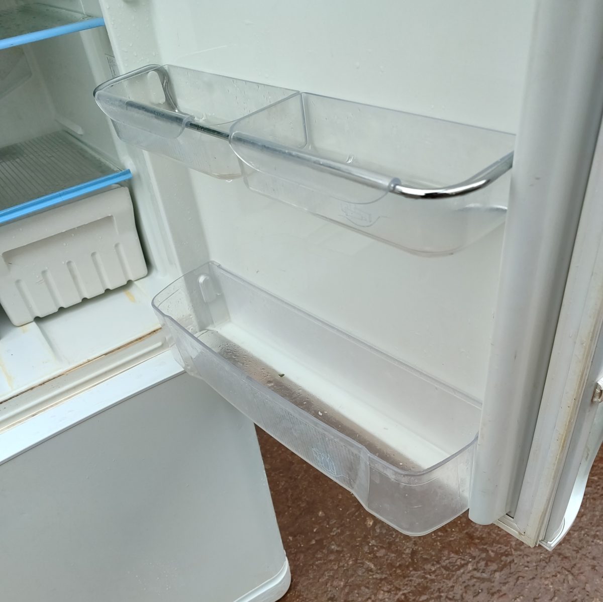 Купить Холодильник бытовой Indesit c138g.016