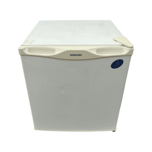 Купить Шкаф холодильный барный Samsung SG06DCGWHN/XEK