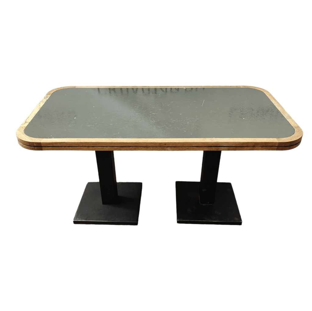 Стол Имарта