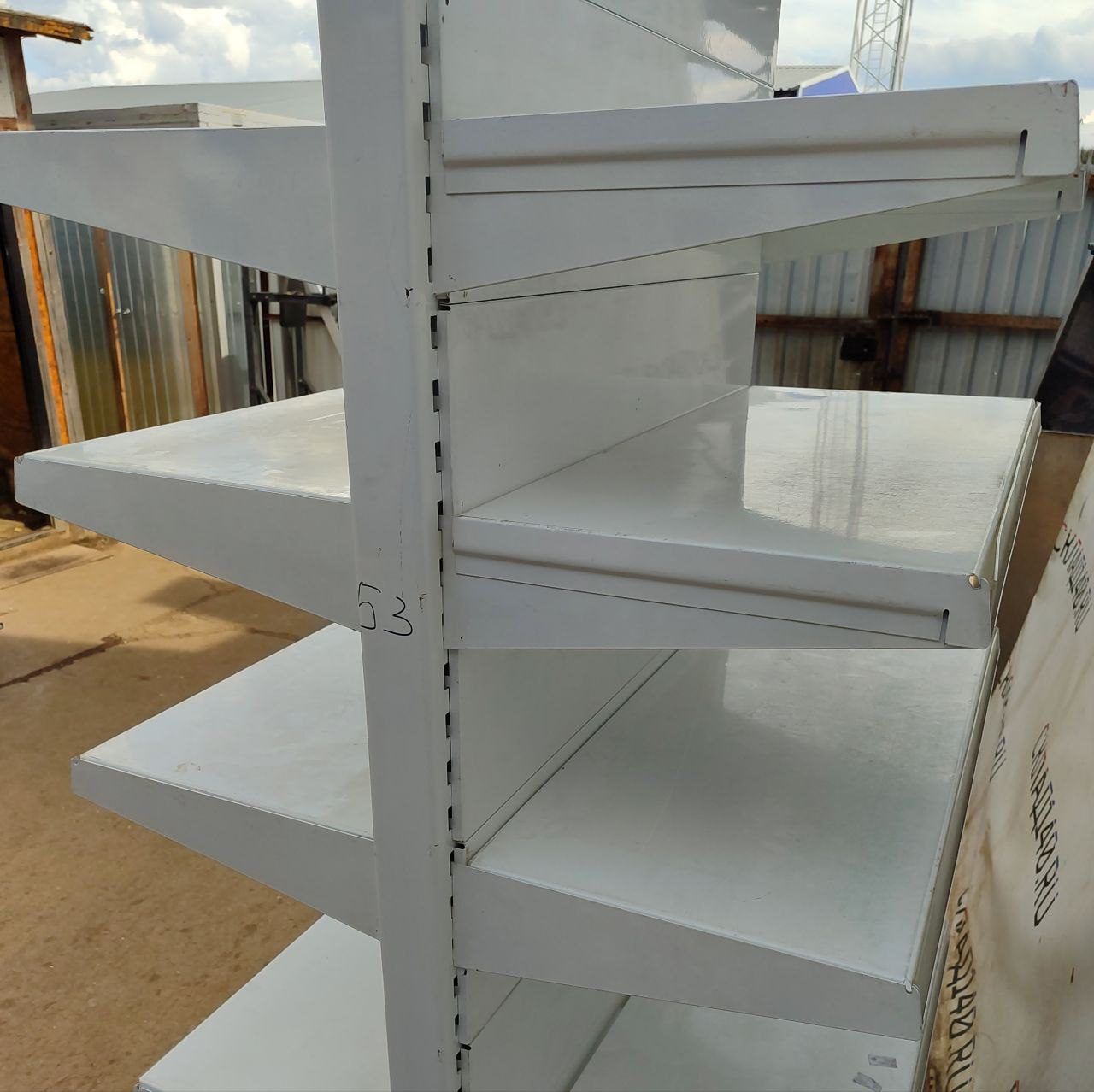 Купить Стеллаж торговый островной тип 53/