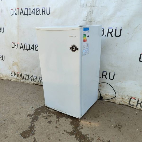 Купить Шкаф холодильный барный DEXP RF-SD090ma/w