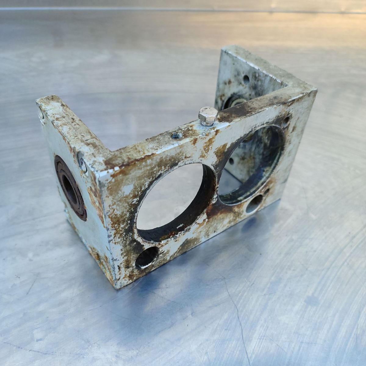 Купить 3S010006 Нижняя опора зубчатых колес ARM 420