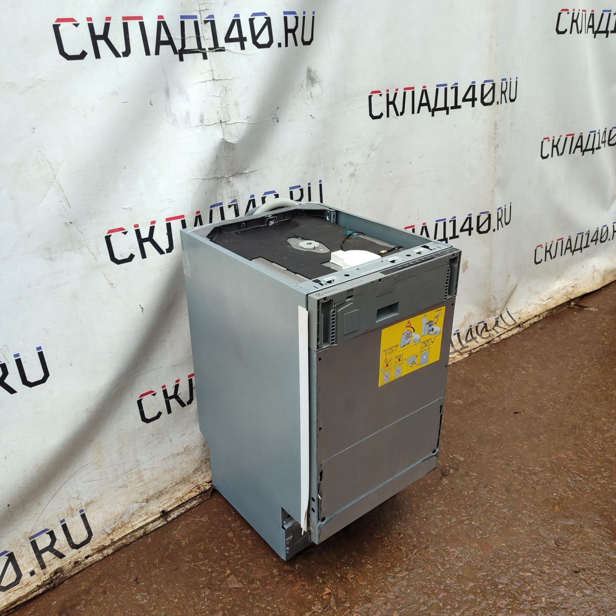 Купить Посудомоечная машина встраиваемая ELECTROLUX ESL94320LA