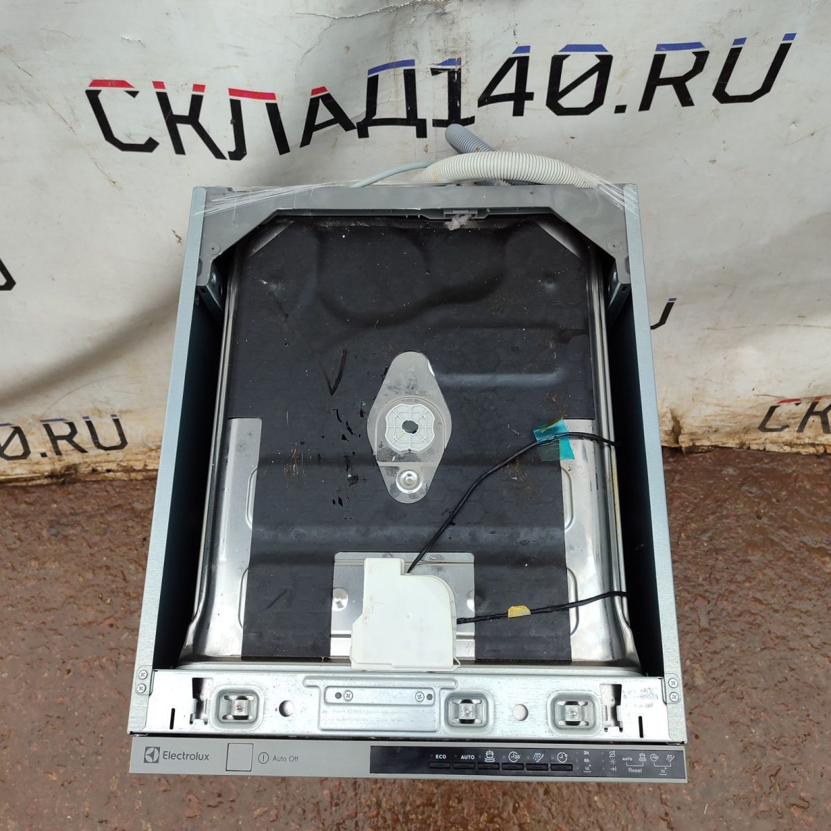 Купить Посудомоечная машина встраиваемая ELECTROLUX ESL94320LA