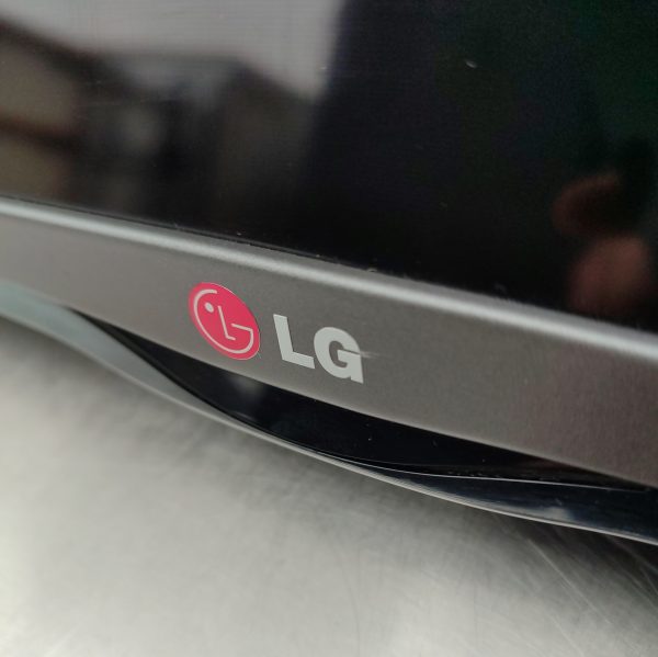 Купить Телевизор LG 32LB552U