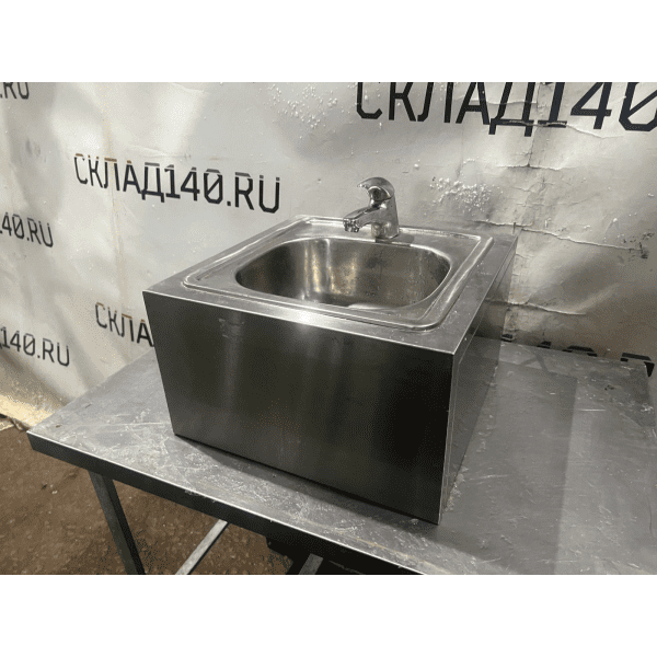 Купить Рукомойник 44/44/26 глубина 15