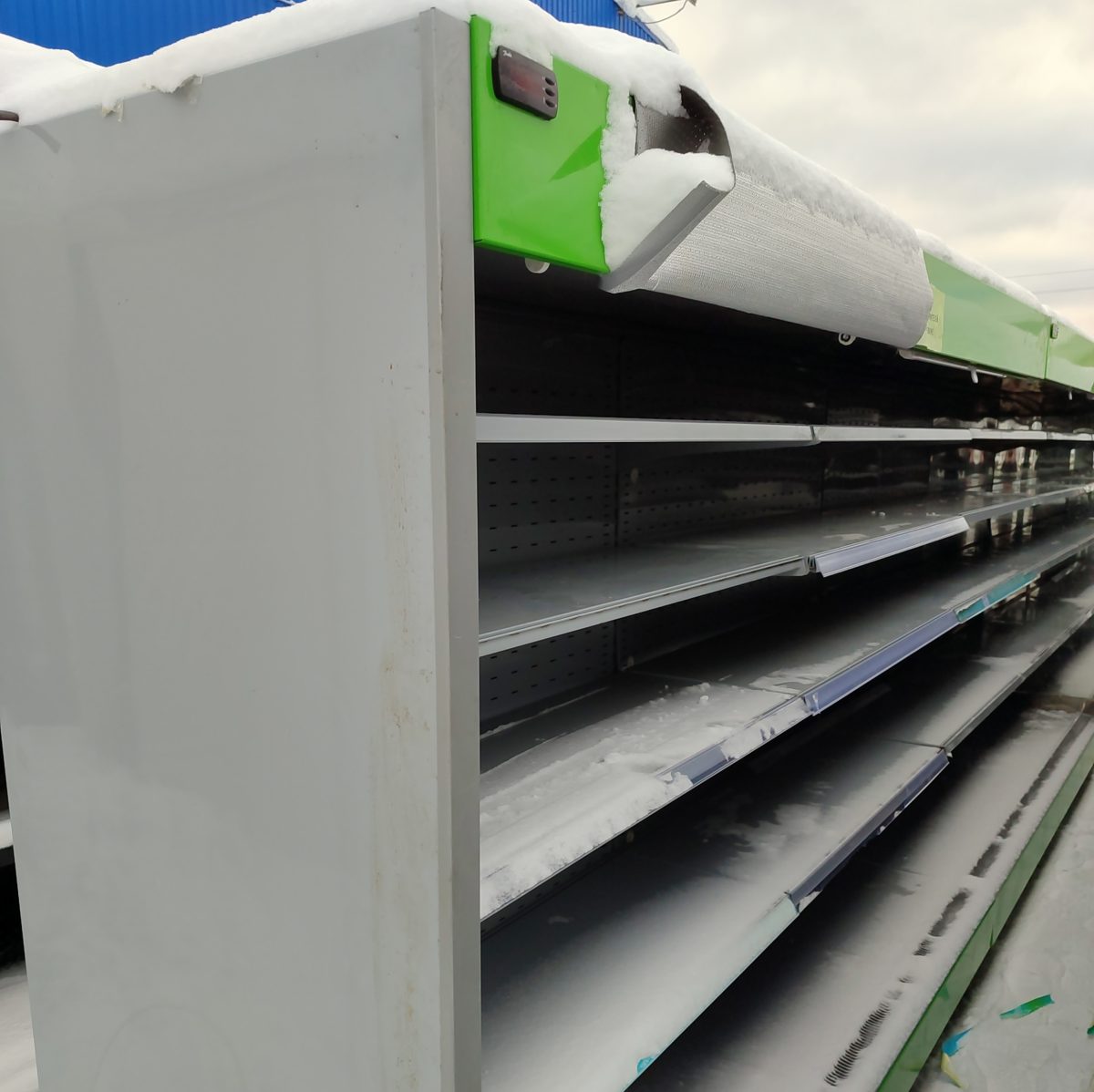 Купить Горка холодильная выносной холод Brandford Vento 250