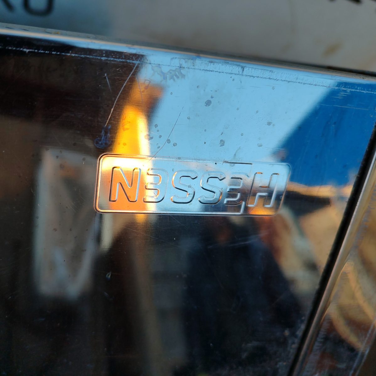 Купить Зонт вытяжной пристенный 120/80 высота 46/15 выход 14 нерж