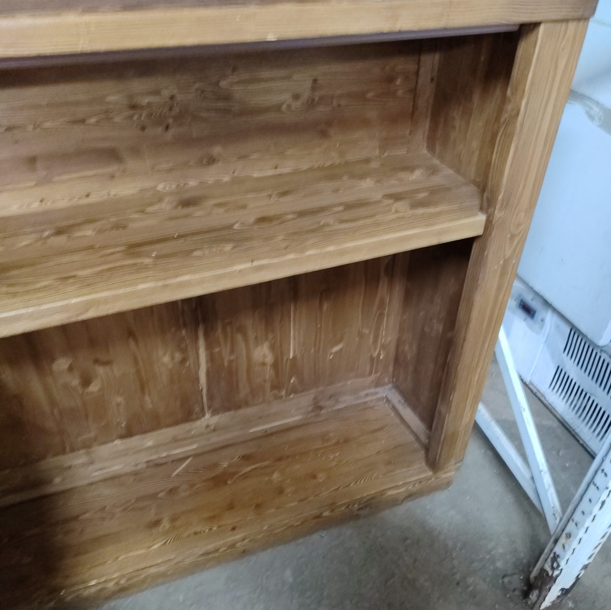 Купить Барная стойка 205/169/214 дерево массив с крышей