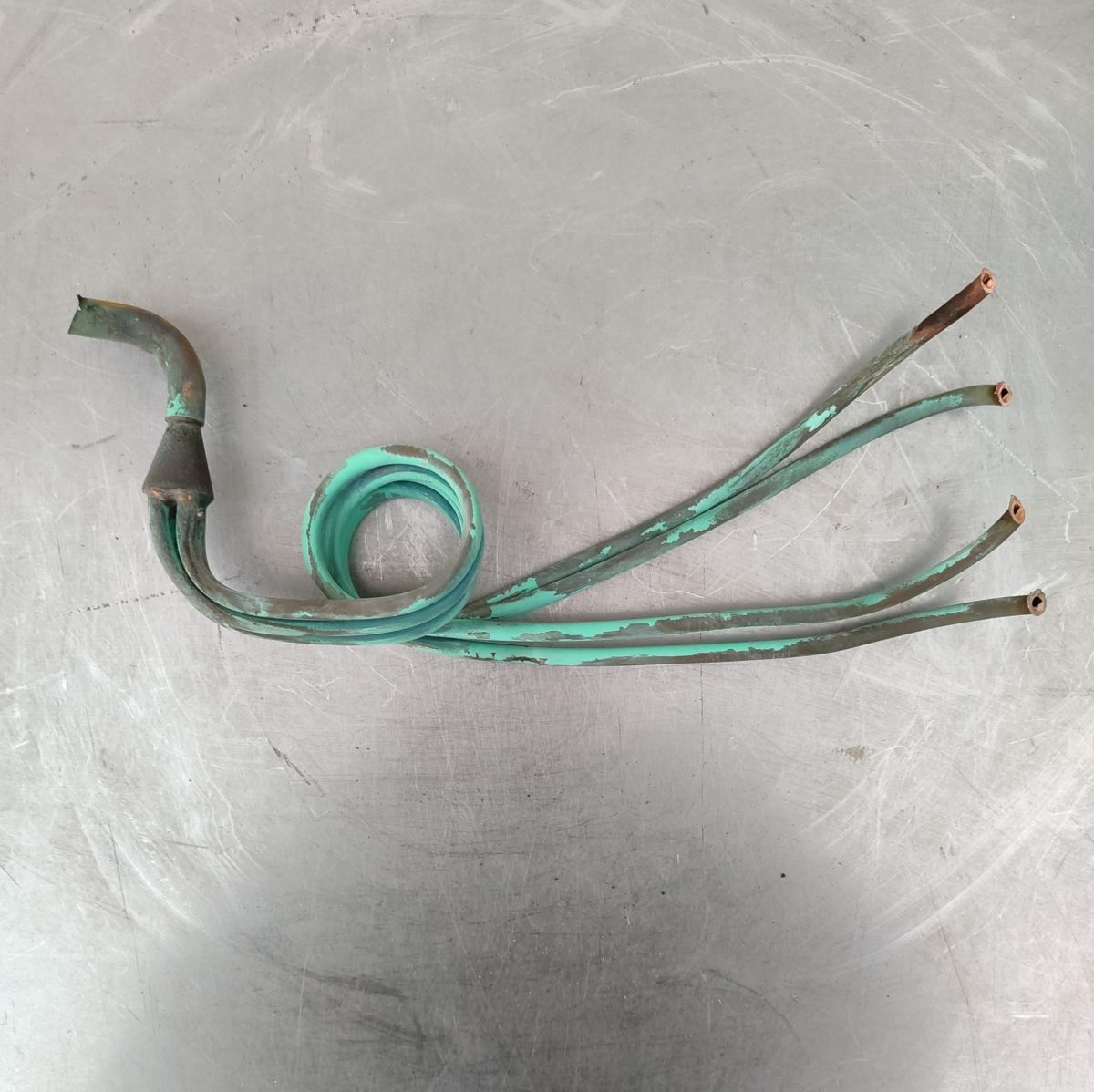 Купить Распределитель жидкости медный 4 трубки