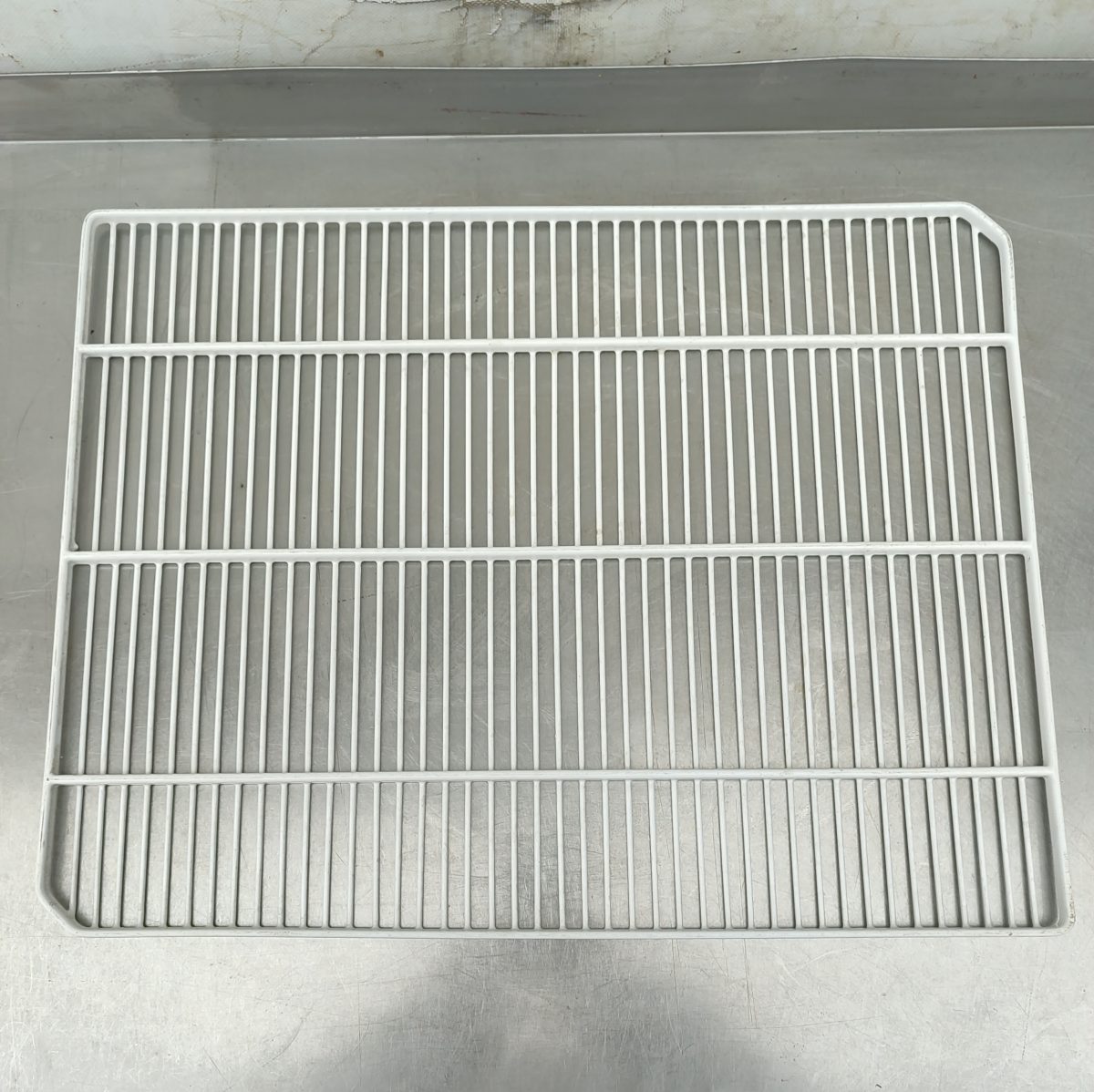 Купить Полка решетка 570/435