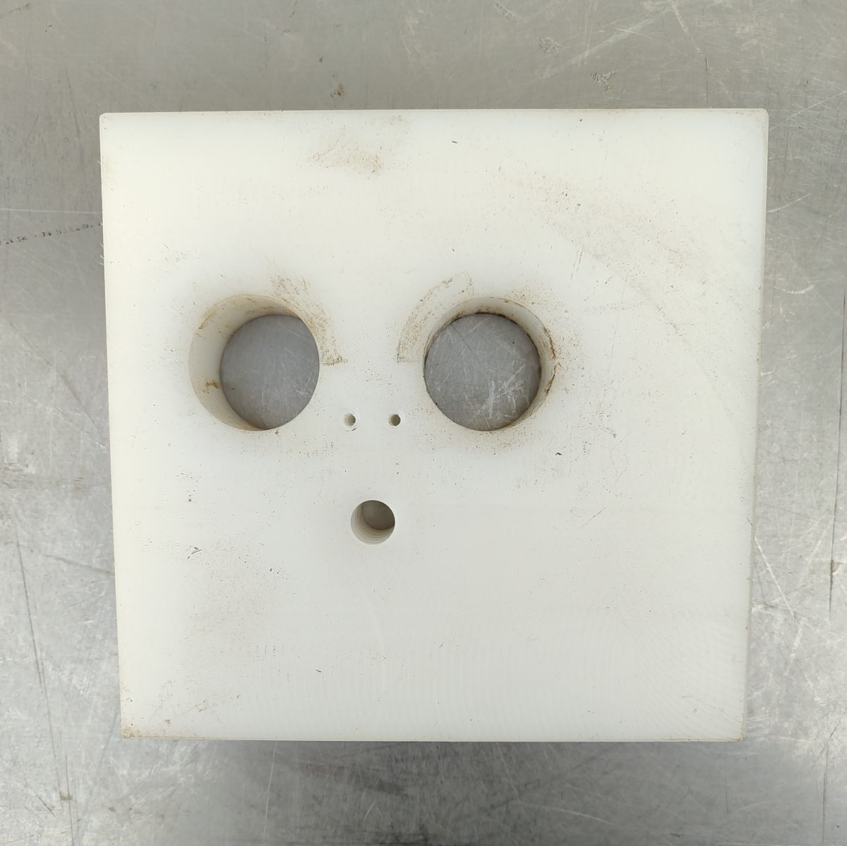 Купить Пластиковая крышка для редуктора Koneteollisuus Oy (KT) PK