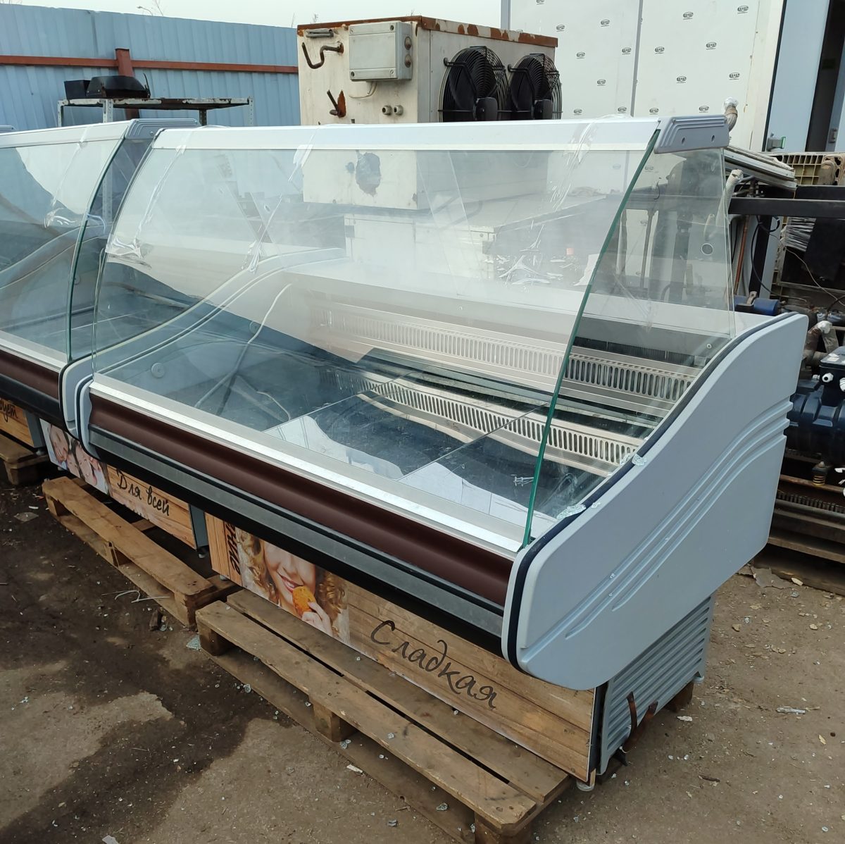 Купить Витрина выносной холод Ариада Ариэль ВУ 3-420