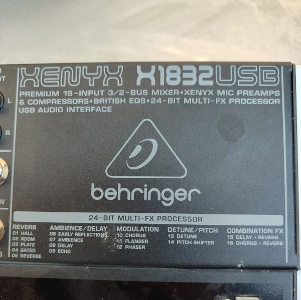 Купить Аналоговый микшер Behringer XENYX X1832USB