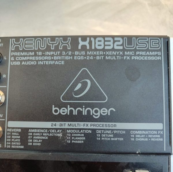 Купить Аналоговый микшер Behringer XENYX X1832USB
