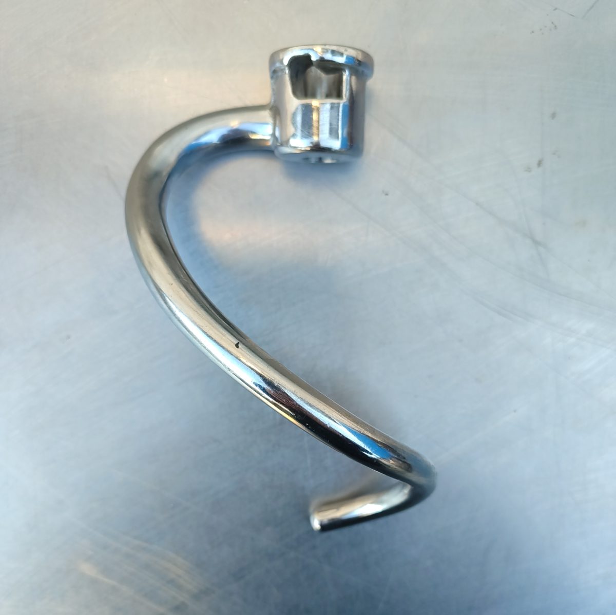 Купить Крюк W10462785 для электрического миксера KitchenAid