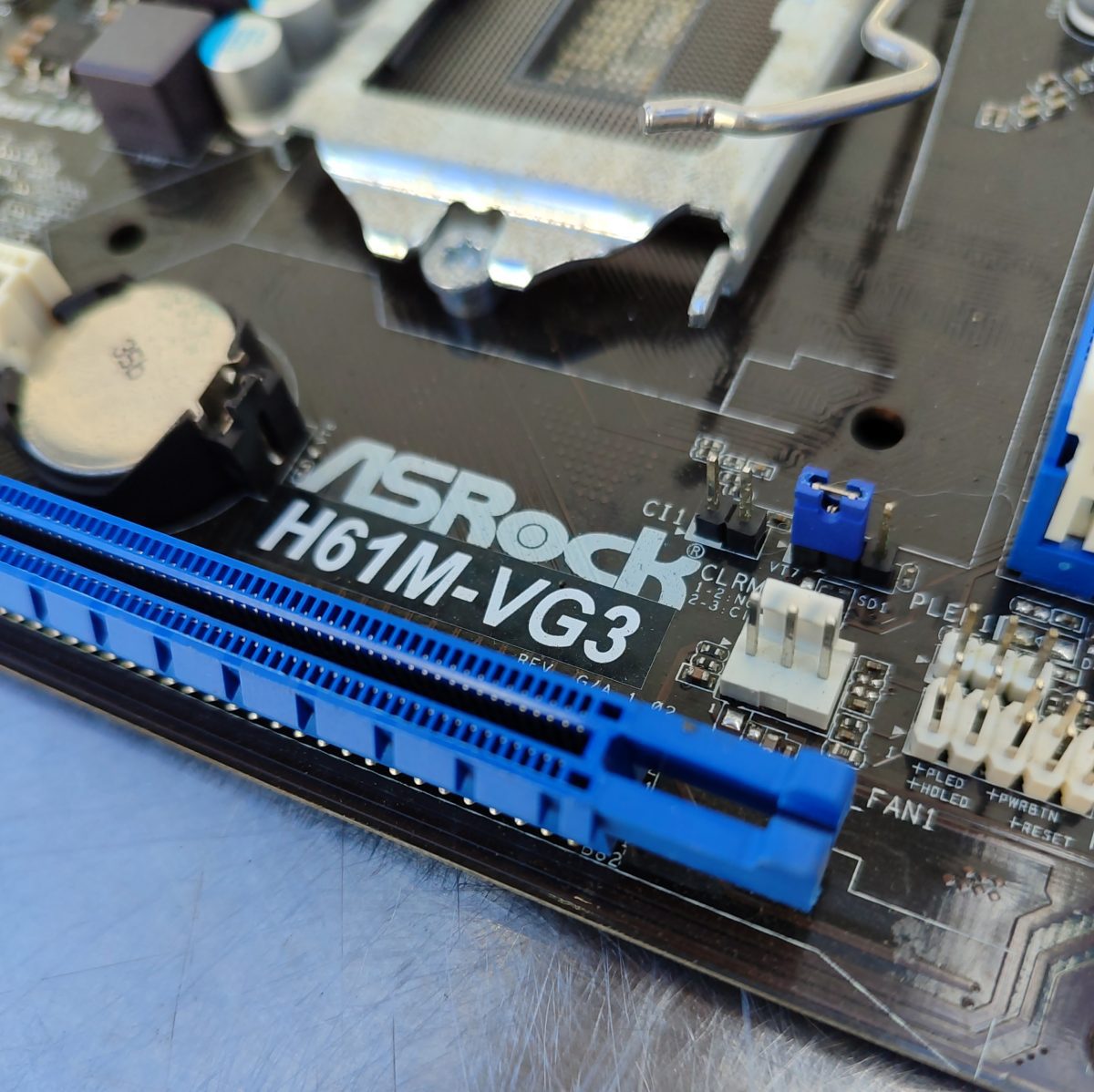Купить Материнская плата ASRock H61M-VG3