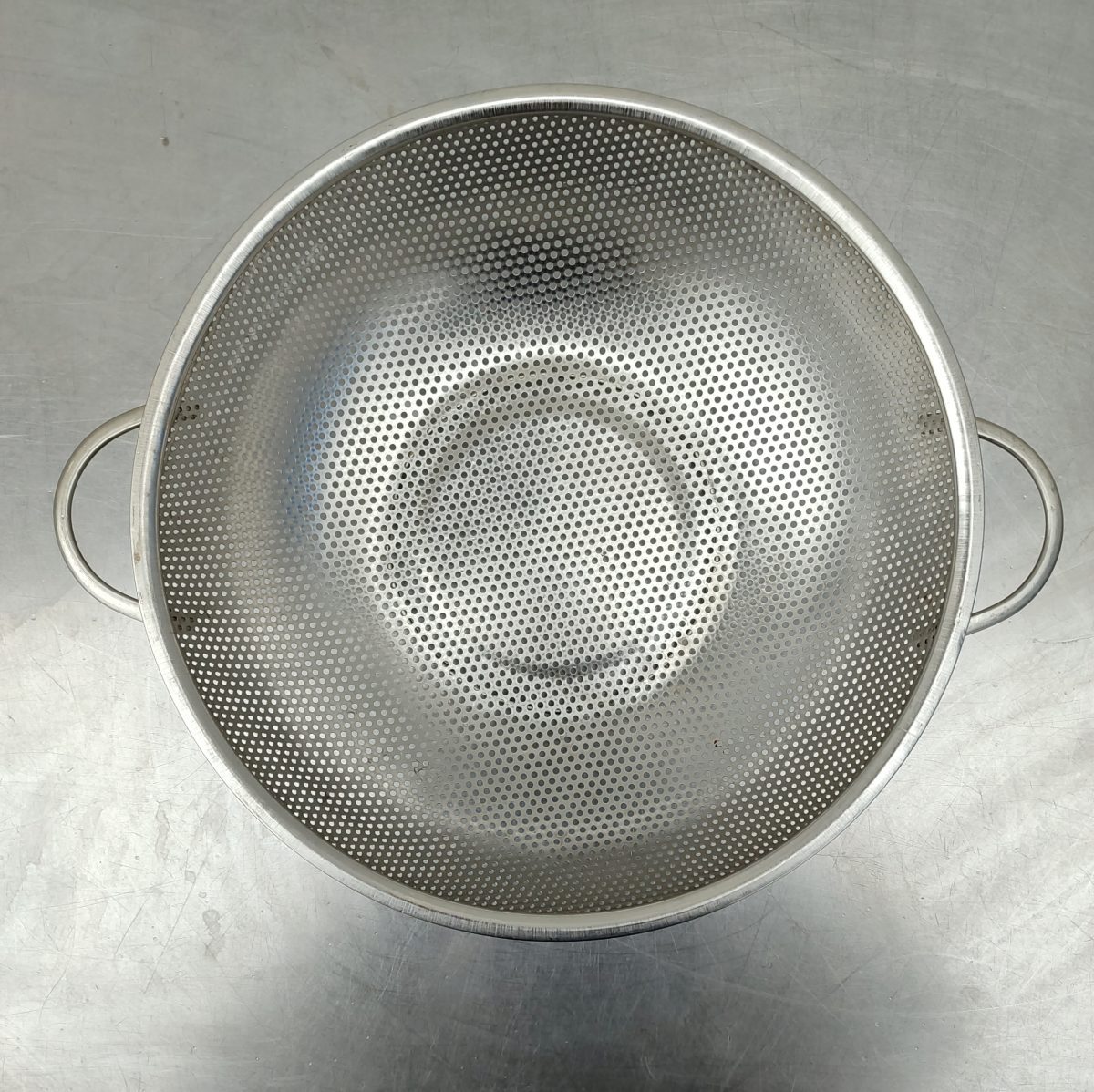 Купить Дуршлаг на подставке д25в10 ручки 3.5