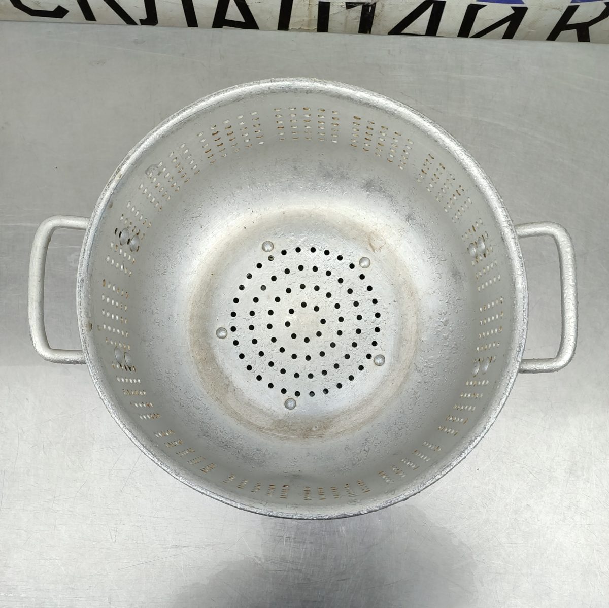 Купить Дуршлаг на подставке алюминий D30 H19 ручка 2х4см