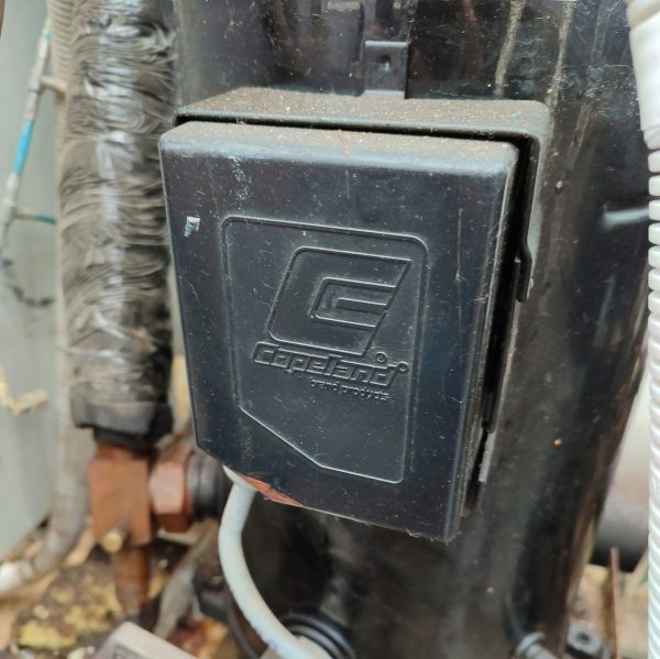 Купить Агрегат на базе 2-ух компрессоров Copeland ZB76KCE-TFD-551/ZF33KVE-TWD-551