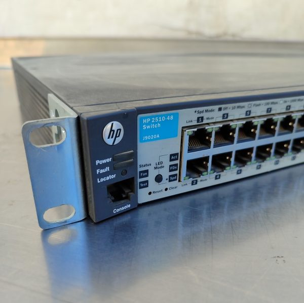 Купить Коммутатор HP J9020A