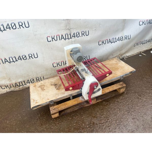 Купить Тестораскаточная машина настольная Станкостроитель КРТ 80/500