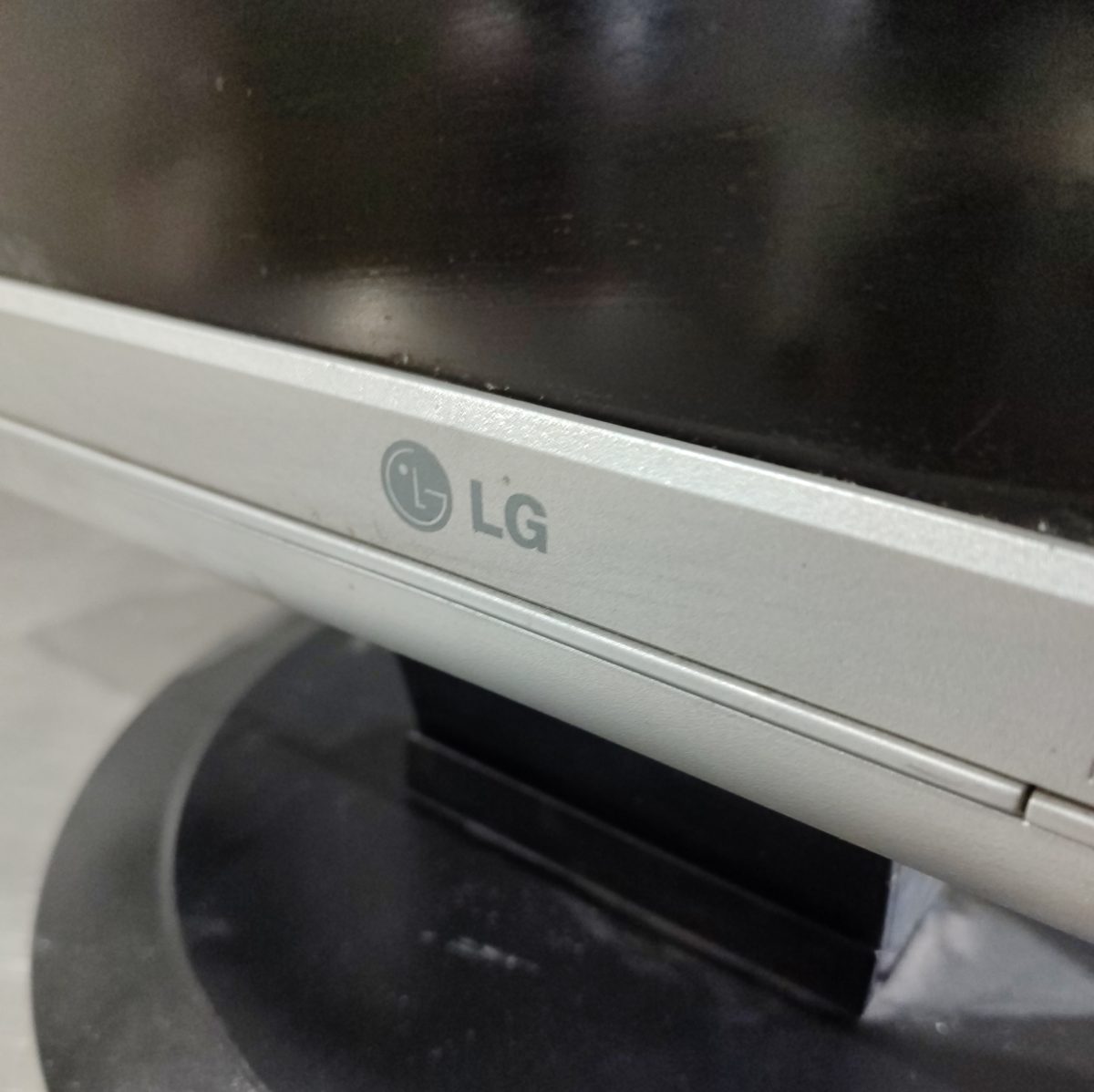 Купить Монитор LG L19NS-8