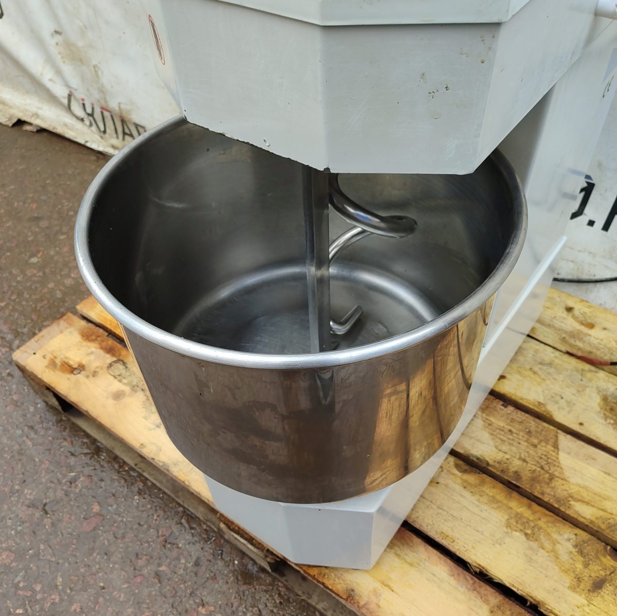 Купить Тестомес Hurakan HKN-30SN2V