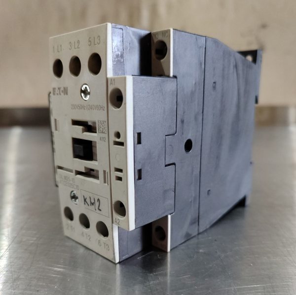 Купить Контактор EATON DILm25-10 xtce025c10